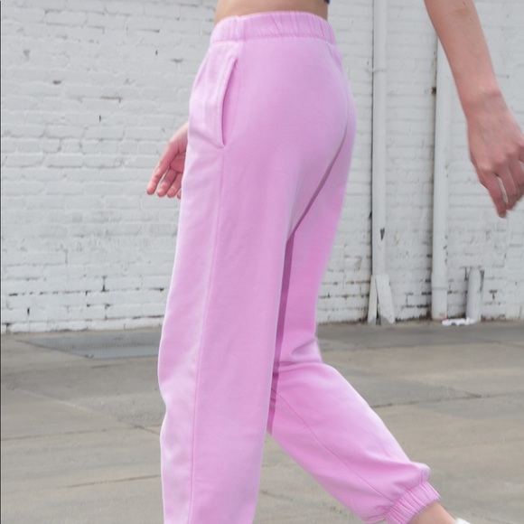 Brandy Melville Bubblegum Pink Jogger Sweatpants - Picture 2 of 2